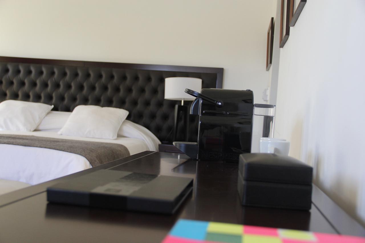 Real Hotel Lujan 外观 照片