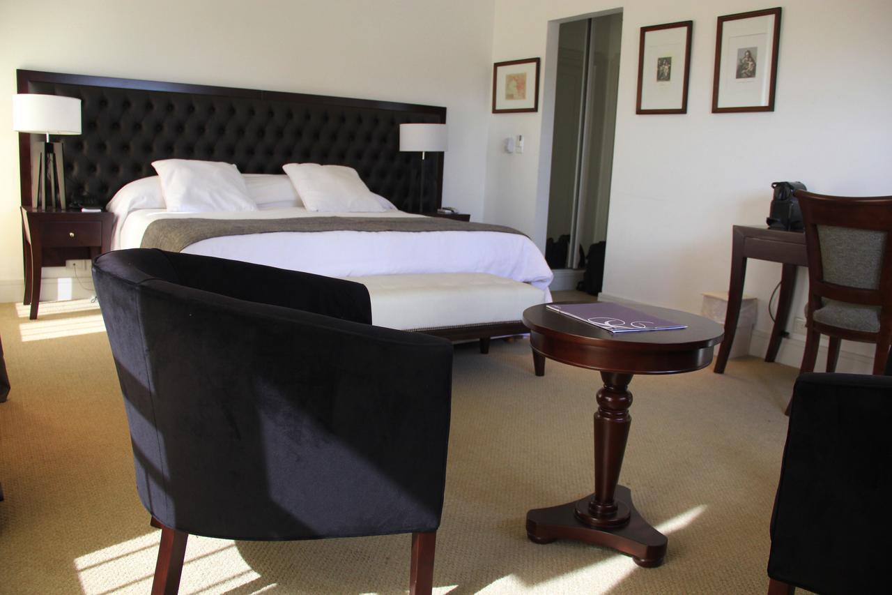 Real Hotel Lujan 外观 照片