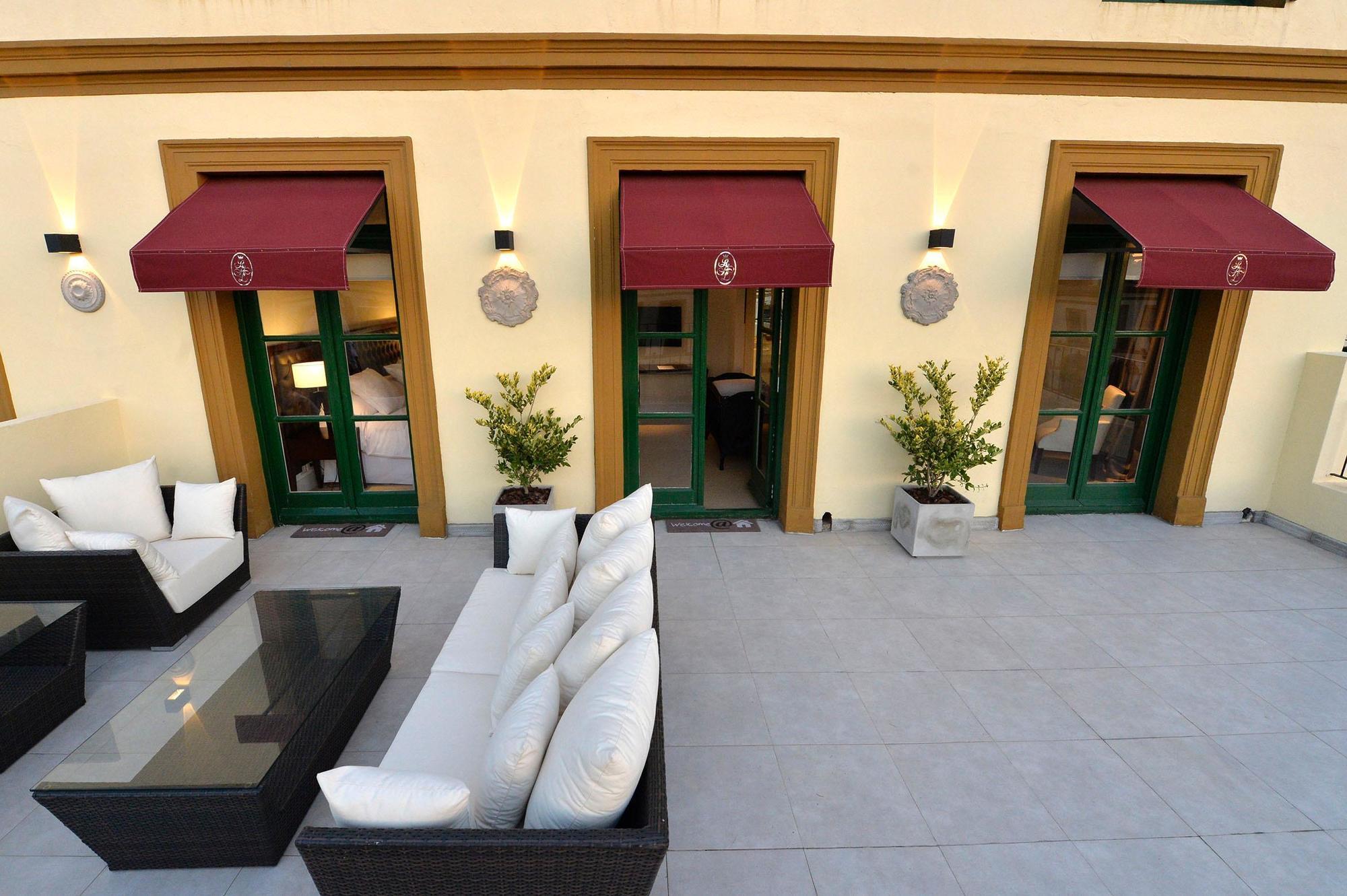 Real Hotel Lujan 外观 照片